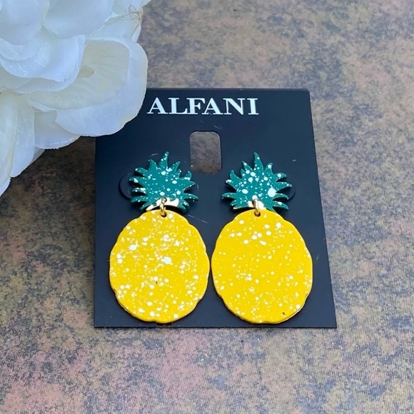 NWT ALFANI PINEAPPLE DROP EARRINGS - Picture 6 of 7